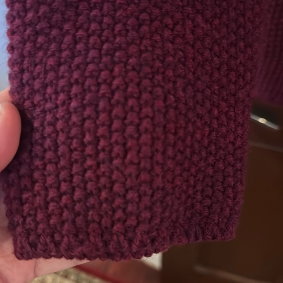 Like new knit cardigan. Size large. - Picture 4 of 6